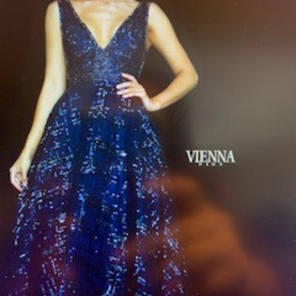 Gorgeous Vienna Prom Dress Navy Blue - Brand NEW!